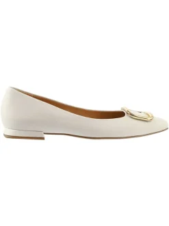 Leder-Ballerinas in Creme
