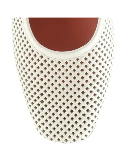 Leder-Ballerinas in Creme