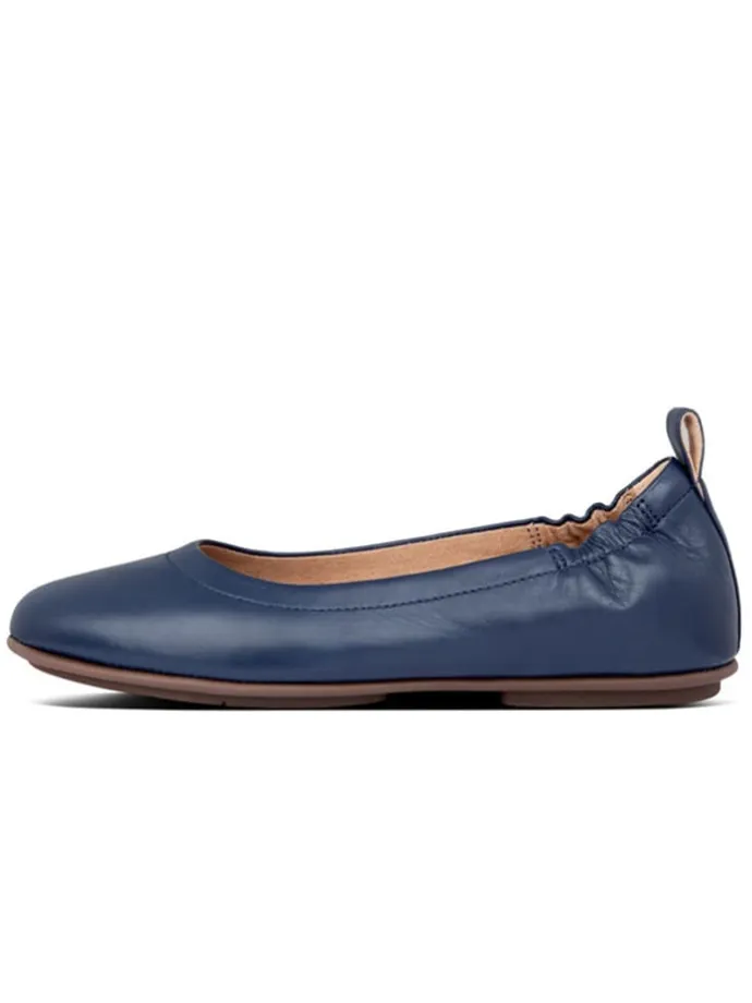 Leder-Ballerinas in Dunkelblau