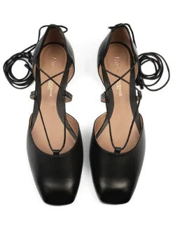 Leder-Ballerinas in Schwarz