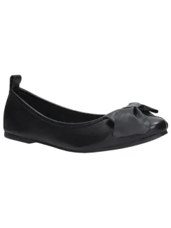 Leder-Ballerinas in Schwarz