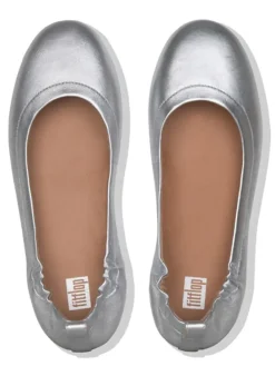 Leder-Ballerinas in Silber