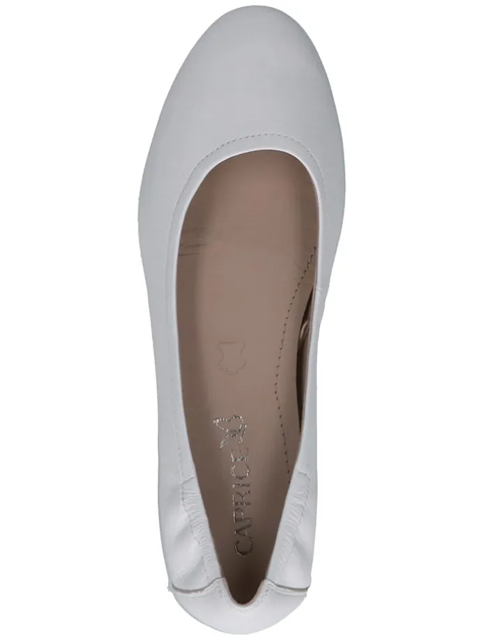 Leder-Ballerinas in Weiß