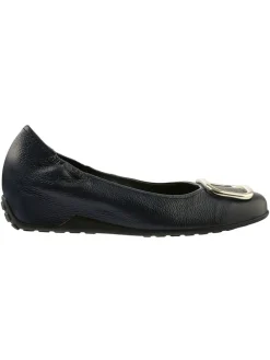 Leder-Keilballerinas in Schwarz