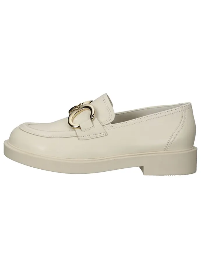 Leder-Mokassins in Creme