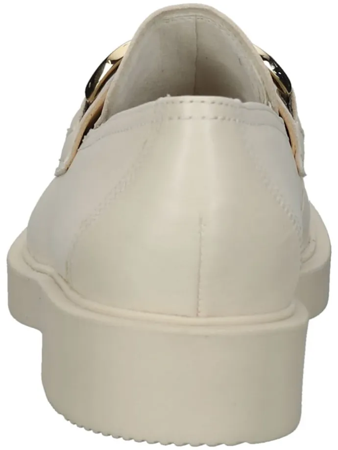 Leder-Mokassins in Creme