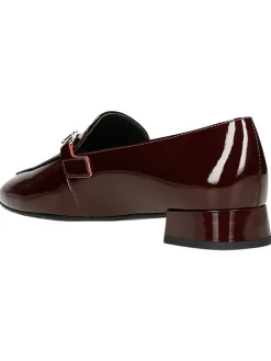 Leder-Mokassins in Dunkelrot