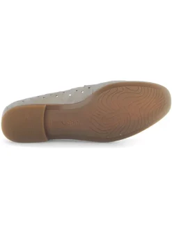 Leder-Mokassins in Grau