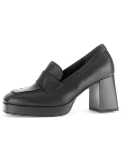 Leder-Pumps in Schwarz