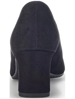 Leder-Pumps in Schwarz