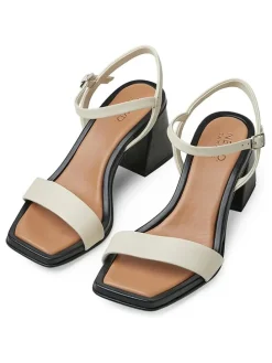 Leder-Sandalen in Creme