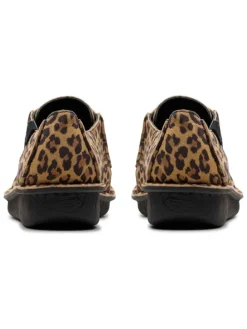 Leder-Schnürschuhe in Beige/ Hellbraun