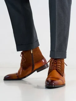 Leder-Schnürschuhe in Grau