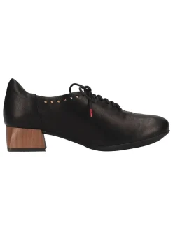 Leder-Schnürschuhe in Schwarz