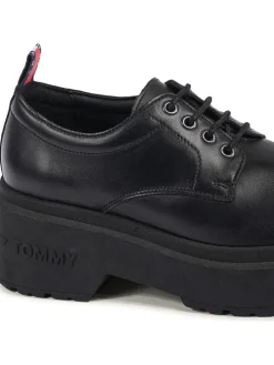 Leder-Schnürschuhe in Schwarz