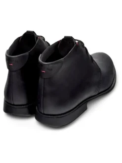 Leder-Schnürschuhe in Schwarz