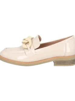 Loafers in Beige