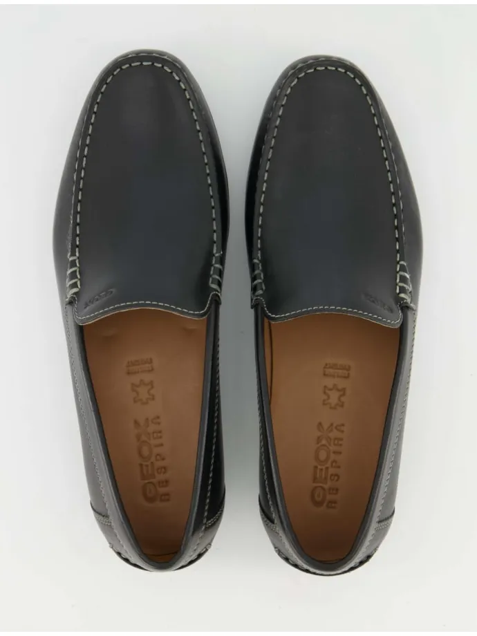 Mokassins in Schwarz