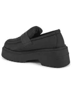 Mokassins in Schwarz