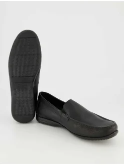 Mokassins in Schwarz