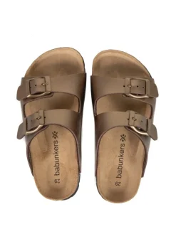 Pantoletten in braun