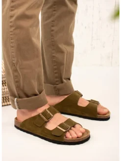 Pantoletten in grün