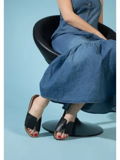 Pantoletten "Djilia" in Schwarz