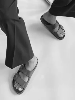 Pantoletten für Herren in Schwarz