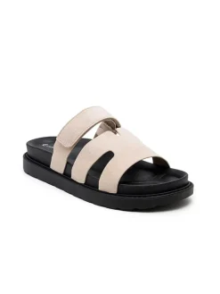 Pantoletten in Beige