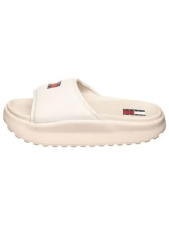 Pantoletten in Creme