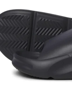 Pantoletten in Schwarz