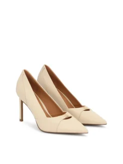 Pumps in Beige