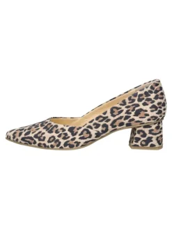 Pumps in Leopard