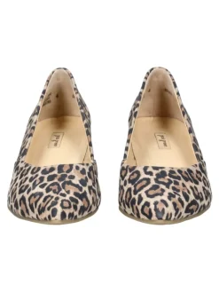 Pumps in Leopard