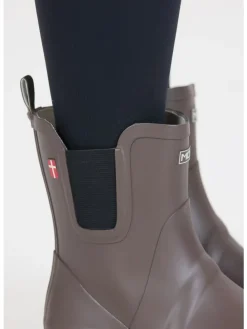 Rubberboots Suburbs in 1080 Iron