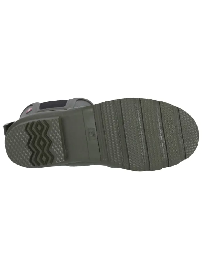 Rubberboots Suburbs in 3038 Olive Night