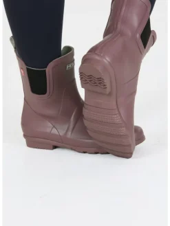 Rubberboots Suburbs in 4321 Rose Taupe