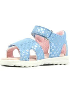 Sandalen in Hellblau