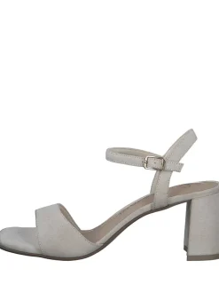 Sandaletten in Creme