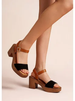 Sandaletten in Hellbraun/ Schwarz