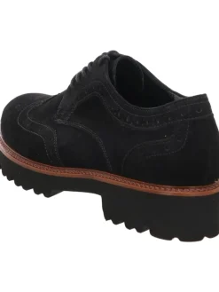 Schnürschuh in schwarz