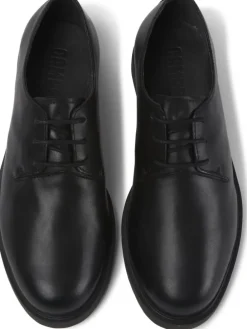 Schnürschuhe " Iman " in Schwarz