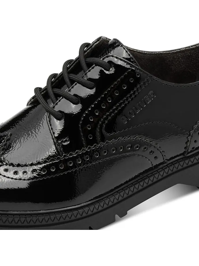 Schnürschuhe in Schwarz