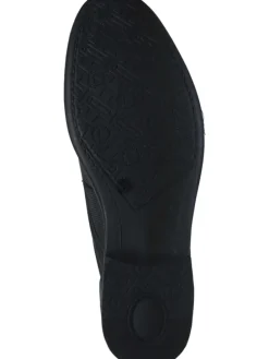 Schnürschuhe in schwarz