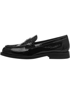 Slipper in BLACK PAT.