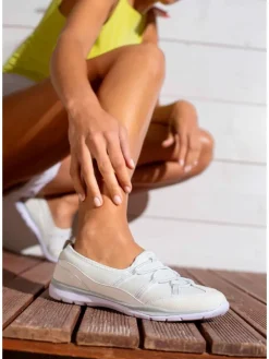 Sneaker in weiß-grau