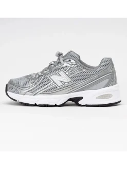 Sneakers "740" in Silber