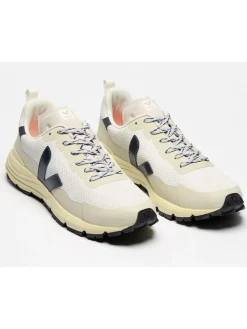 Sneakers "Dekkan" in Beige