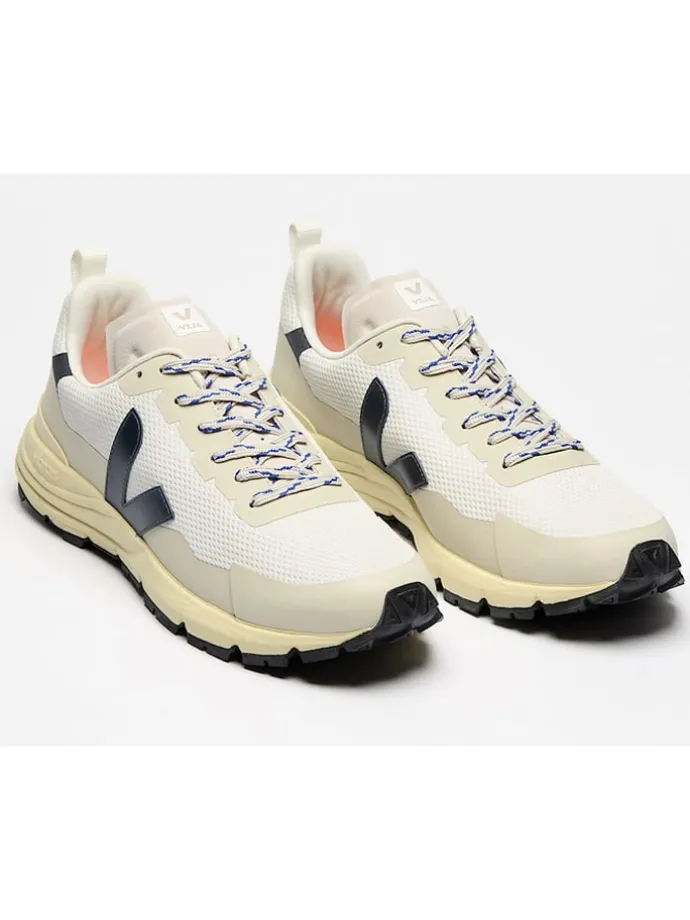 Sneakers "Dekkan" in Beige