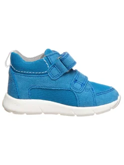 Sneakers in Blau